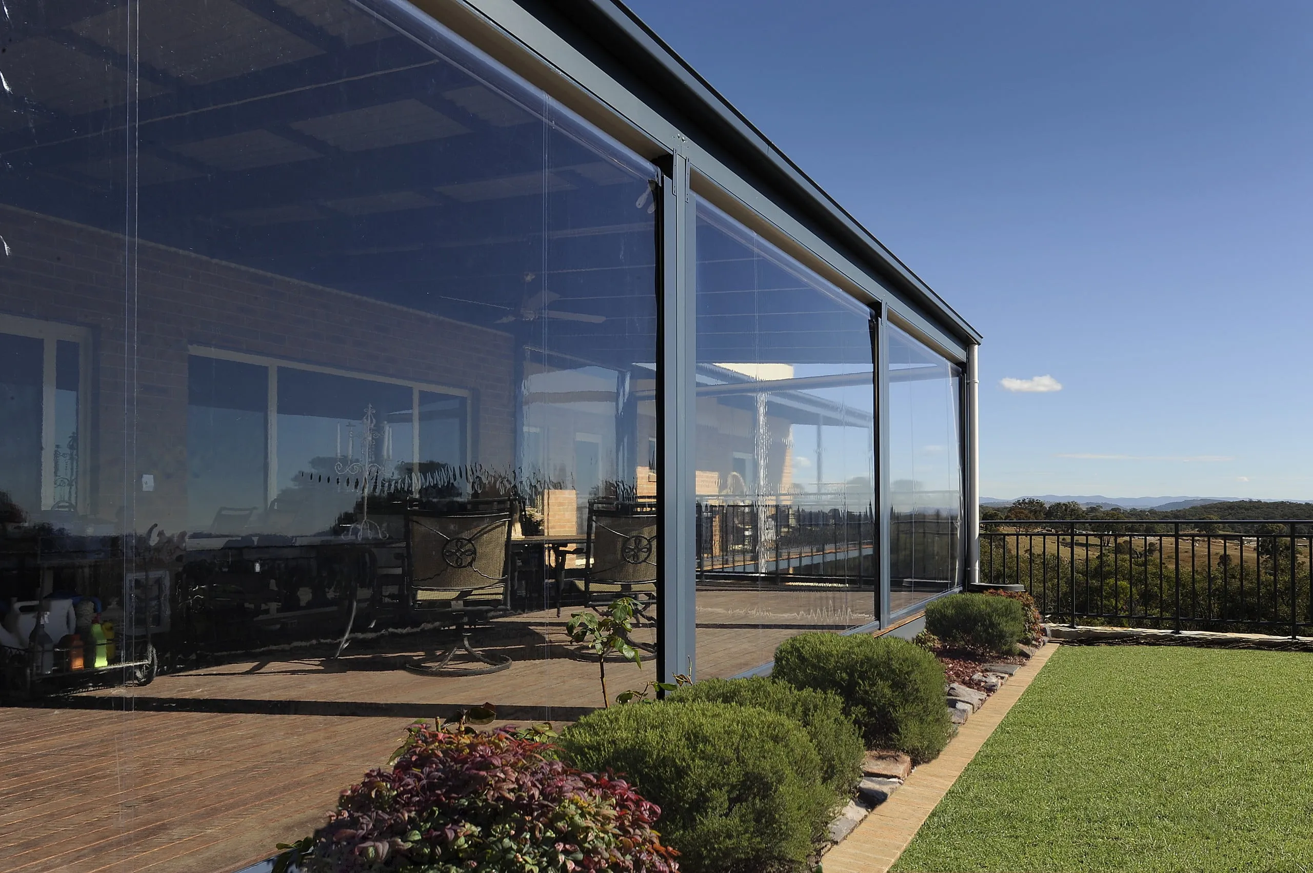 Clear PVC cafe blinds