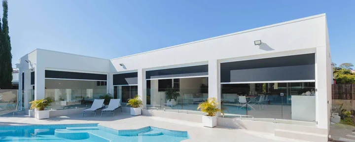 Zipscreen blinds