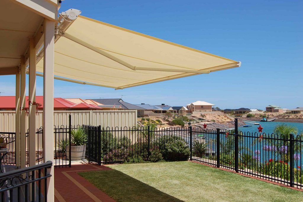 Stanbond SA - Outdoor Awnings Adelaide - Image of folding arm awnings