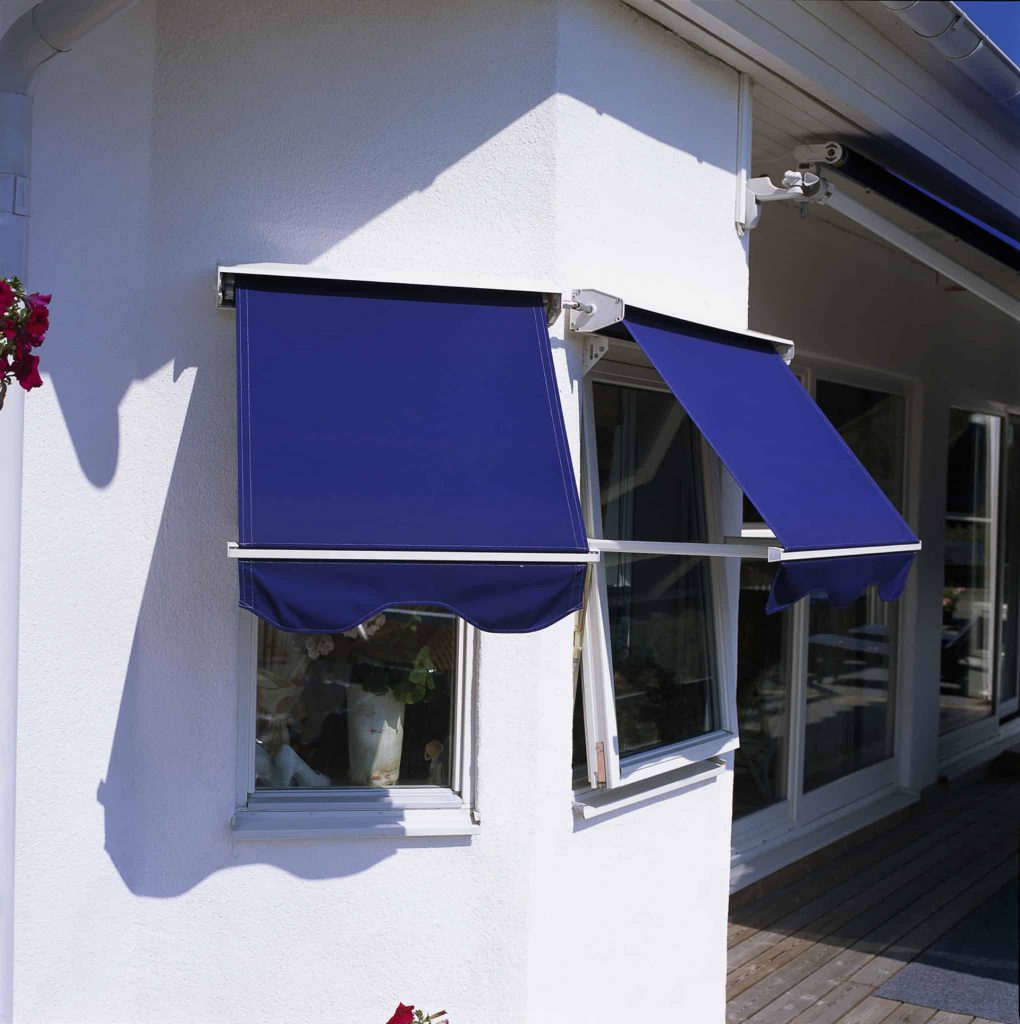 Stanbond SA - Outdoor Blinds Adelaide - Image of folding arm awnings