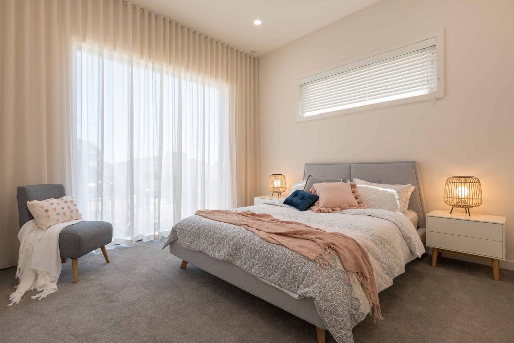 Stan Bond SA - Indoor Blinds Adelaide - Image modern bedroom with sheer curtains